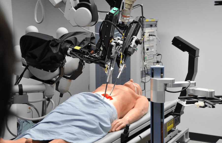 Рак простаты роботом. Роботы в медицине. Роботизация в медицине. Роботы помощники в медицине. Роботы для операций в медицине.